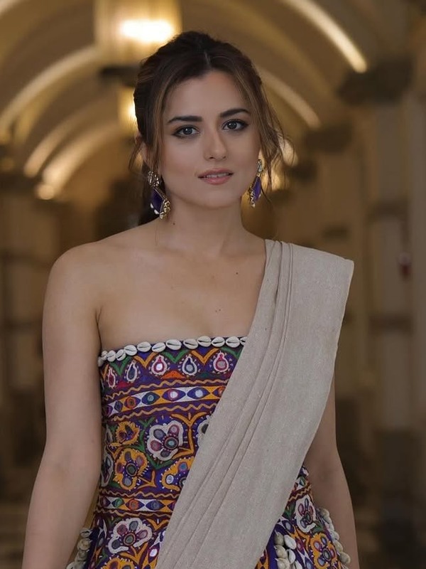 Ridhi Dogra